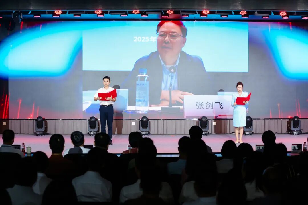 0804图文分享丨湘江奔涌 轨道情长——湖南轨道集团这堂思政课讲了什么10.jpg