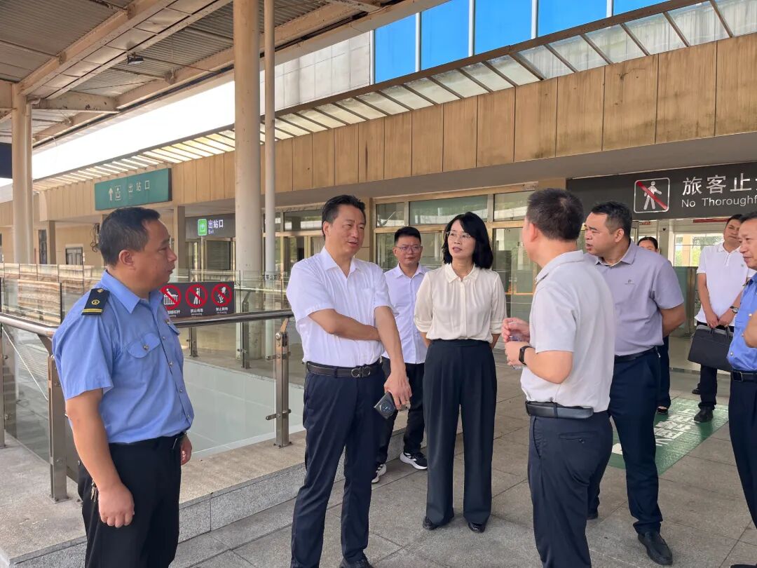 0922大排查大整治丨湖南轨道集团领导班子开展节前安全生产“六查”行动（二）2.jpg